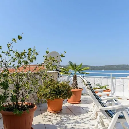 Bozo Διαμέρισμα *